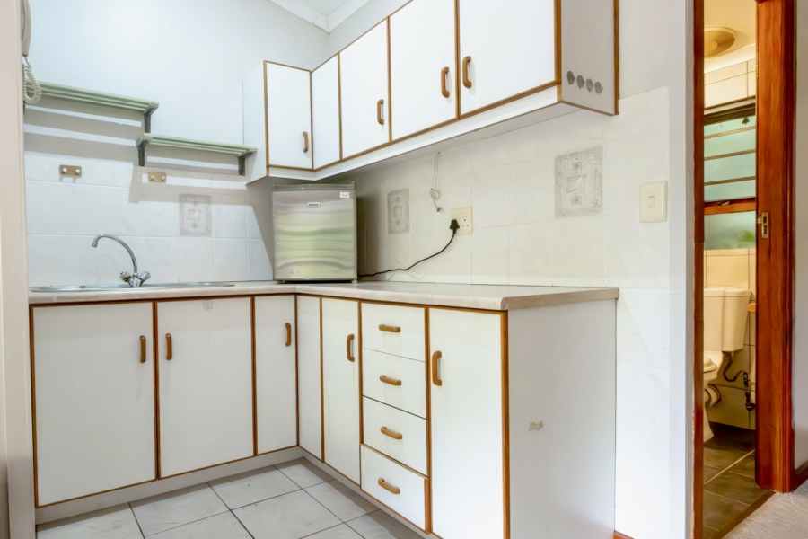 5 Bedroom Property for Sale in Fernridge Western Cape